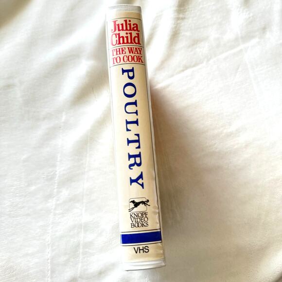 Julia Child The Way To Cook Poultry VHS and Recipe Booklet - Picture 2 of 7